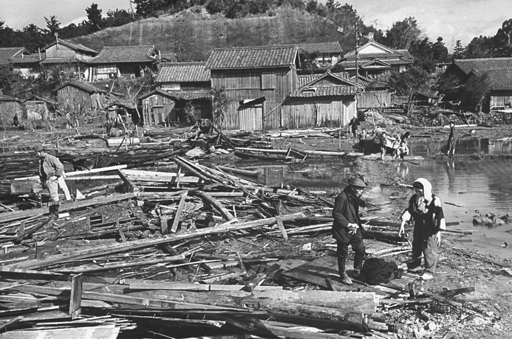 【写真】1946年12月の昭和南海地震での被害