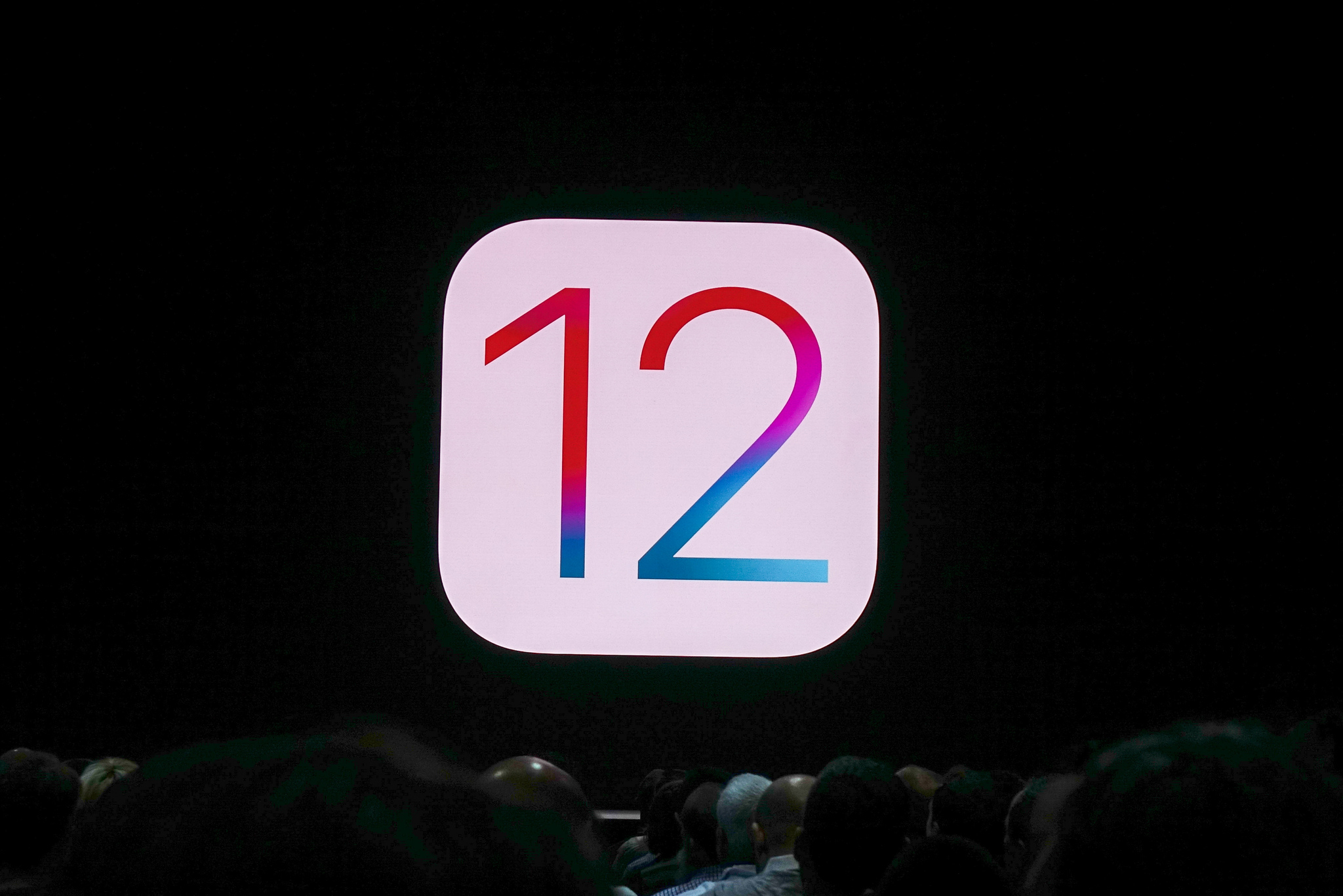 【写真】iPhone用OS次バージョンはiOS12