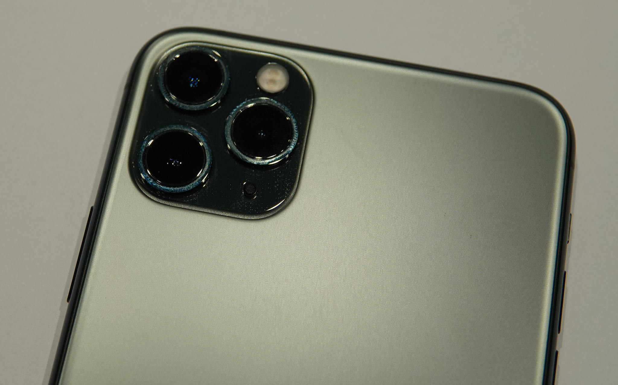 【写真】iPhone 11 pro maxカメラ