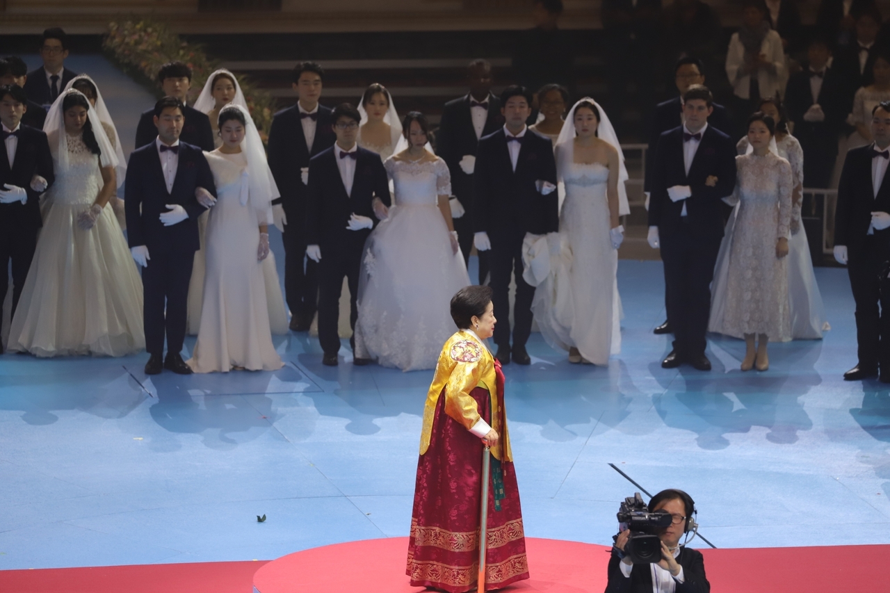 2020年2月に韓国で開かれた合同結婚式の韓鶴子総裁 (c) 現代ビジネス