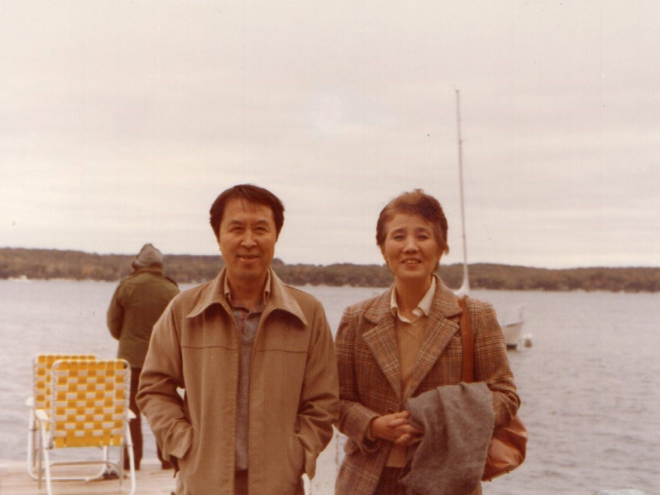 【写真】1980年ころの夫妻