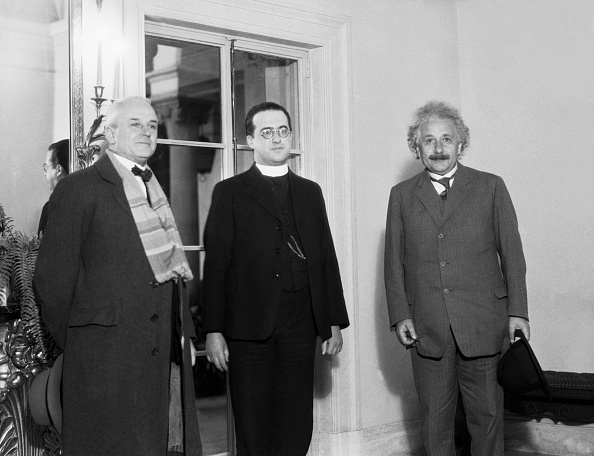 【写真】アインシュタインとルメートル
